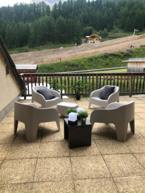 APPARTEMENT COSY ET TERRASSE UNIQUE DE 30 M2 AU PIEDS DES PISTES, Les Orres